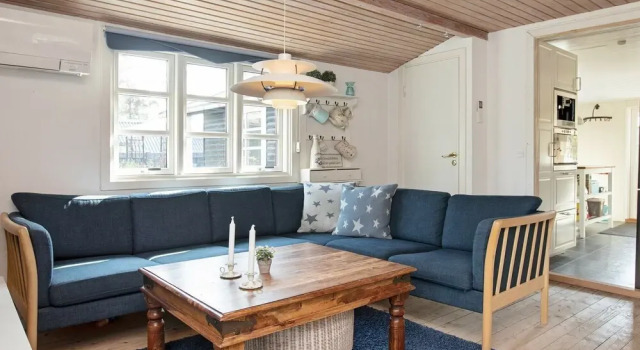 Modern Holiday Home in Falster With Private Whirlpool, Prenota Hotel Hotel 3 stelle a Falster, 3*