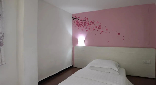 V8 Hotel Xi Cun Branch, Rezervasyon Otel Guangdong otoparklı oteller, Otopark