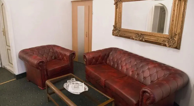 Люкс с балконом Hotel Carpati Imparatul Romanilor