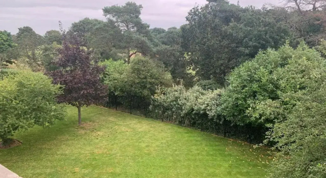 Апартаменты Modern and Stylish Penthouse Apartment next to Maidenhead Golf Course