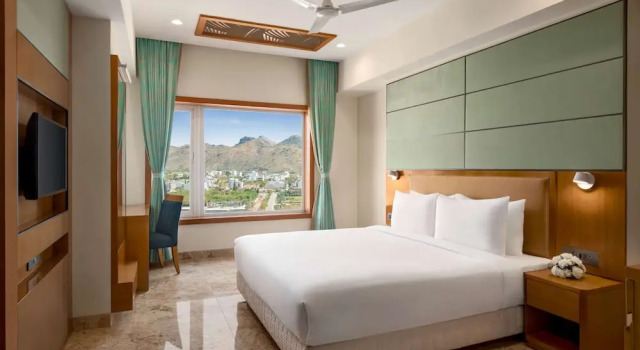 Двухместный номер Standard Howard Johnson by Wyndham Udaipur Roop Nagar