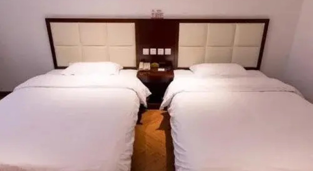 Tianjin Yuetan Business Hotel, Забронировать Отель Цзиньнань Тяньцзинь