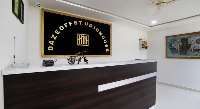 Daze Off Studio House