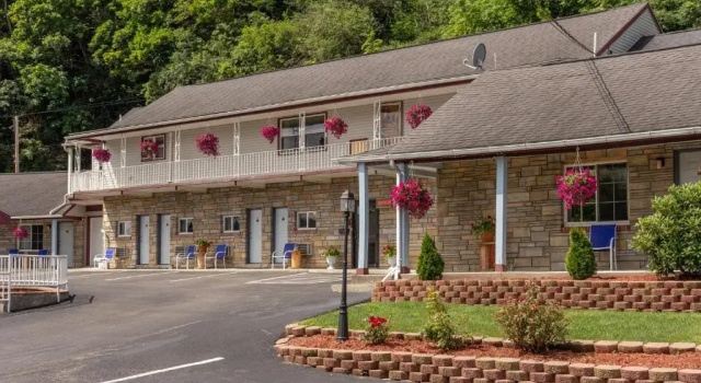Budget Inn Watkins Glen, Rezervovat Hotel Watkins Glen Seneca Lake Wine Trail