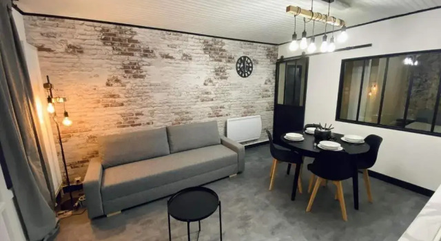 Апартаменты Appartement chic et cosy au pied du village