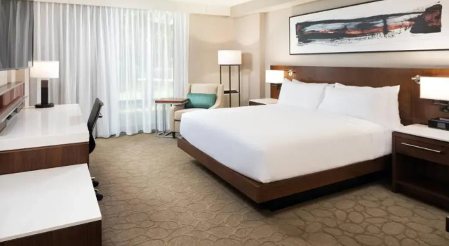 Номер Standard Delta Hotels by Marriott Minneapolis Northeast