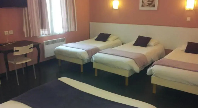 Пятиместный номер Standard Hôtel Du Midi