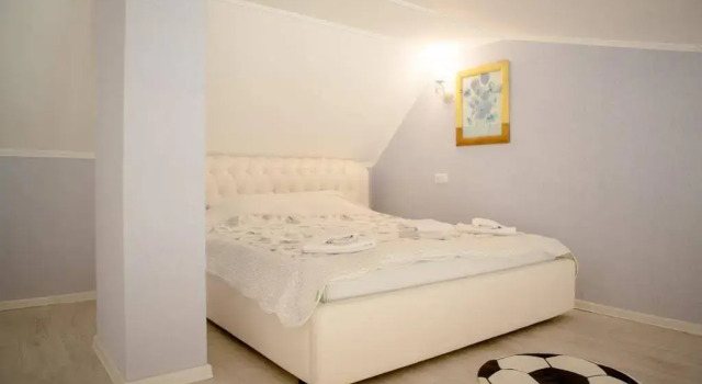 Kolyada Hotel, Prenota Hotel Hotel a Odessa region con piscina, Piscina