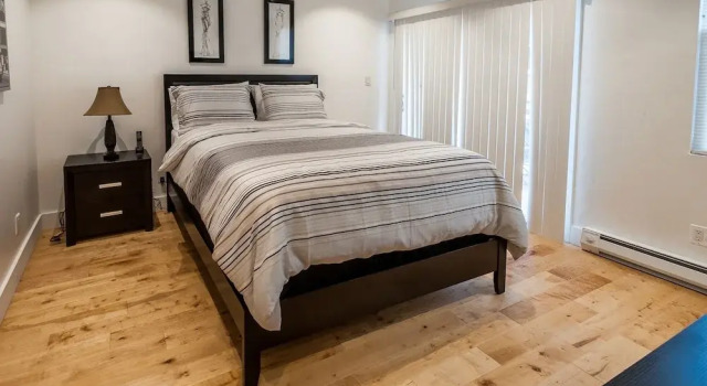 Апартаменты Newly Renovated Carriage House