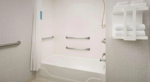 Двухместный номер Standard Hampton Inn College Park
