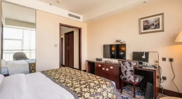 Двухместный номер Superior East River International Hotel