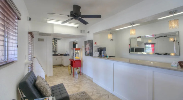 Park Suites at 203 - Free Golf, Забронировать Отель Пруд в Темпе Phoenix Metropolitan Area