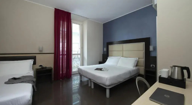 Трёхместный номер Hotel Five