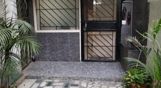 Furnished 1 Bedroom Independent Apartment 1 in Greater Kailash 1 Delhi, Забронировать Апартаменты/квартира Отели Нью-Дели с парковкой, Парковка