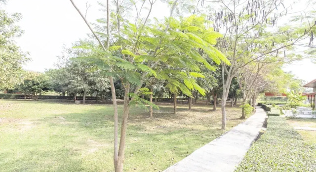 OYO 75359 Thaiburi Thara Resort