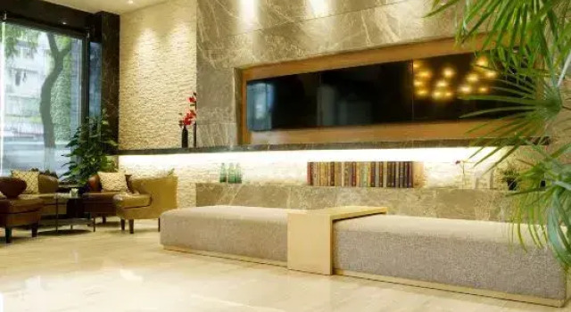 shidaitonghui hotel, Забронировать Отель Отели Чунцин с парковкой, рядом с Станция метро Daping, Парковка