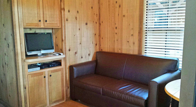 Snowflower RV Resort, Buchen Sie Resort Emigrant Gap Kalifornien