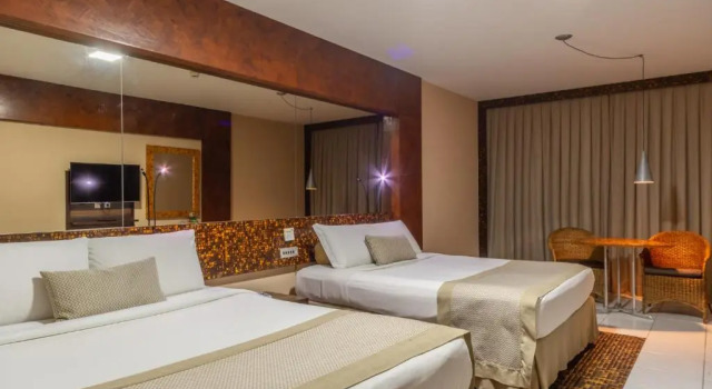 Номер Premium Ritz Lagoa da Anta Hotel & SPA
