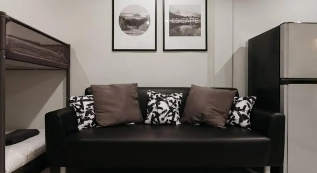 S3 Silom26 · S3 Silom central, large room, full kitchen, WIFI,, Забронировать Отель Бангкок провинция Бангкок, рядом с Храм Шри Маха Мариаммана