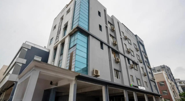 Treebo Pride Inn Raidurg, Забронировать Отель Отели Гачибоули с завтраком, Завтраки