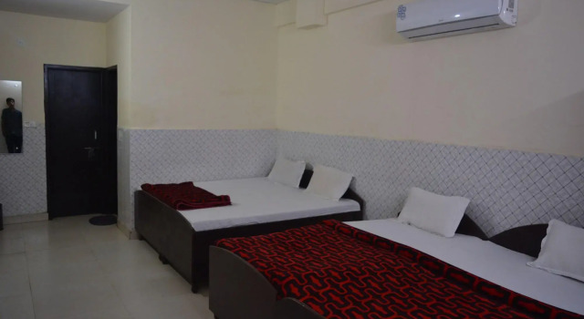 Shubham Hotel, Забронировать Отель Отели штата Харьяны 3 звезды, 3*