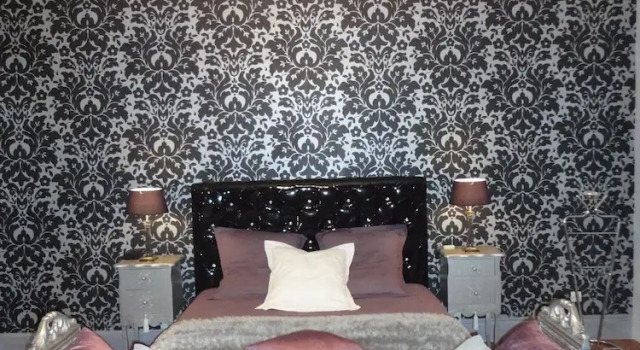 Номер Standard с балконом Manoir le Louis XXI