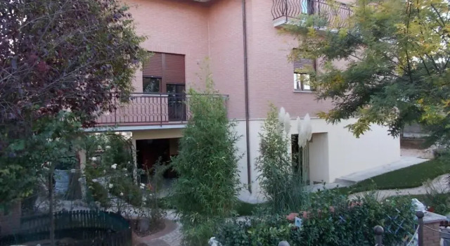 B&B Il Giardino Acquatico, Réserver Chambre d'hôtes LʼAquila 