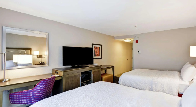 Четырёхместный номер Standard Hampton Inn Suites Ashland, Ohio