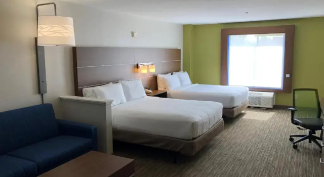 Двухместный люкс Holiday Inn Express Arlington by IHG