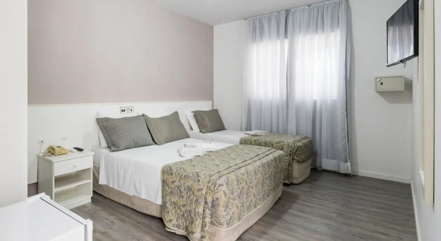 Hotel Negrini, Забронировать Отель Балнеариу-Камбориу Санта-Катарина, рядом с Free Fair