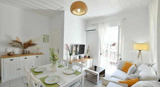 Olivo II Luxury Apartment, Rezerwuj Apartament Hydra Saronic Islands