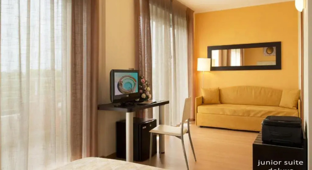 Полулюкс Hotel San Marco
