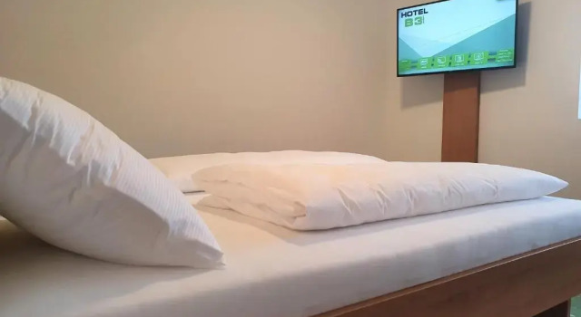 Hotel B3 GmbH, Book Hotel  