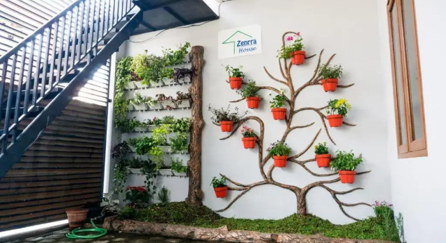 Bett im Wohnheim (Frauenwohnheim) Zenrra House