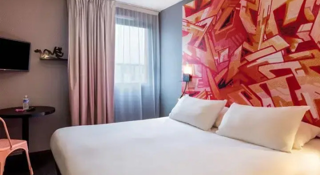 Кровать в общем номере Ibis Styles Toulouse Centre Canal du Midi