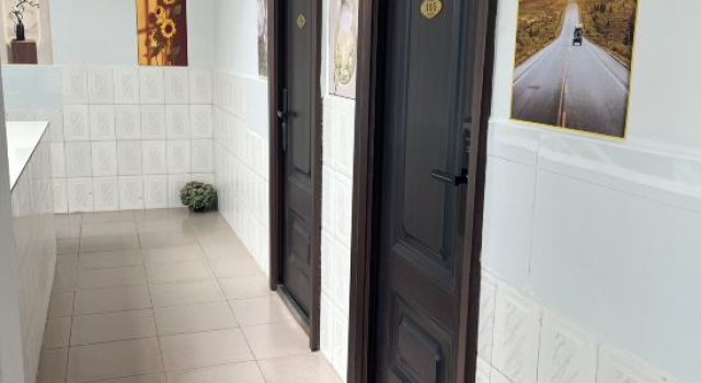 Maitreya Hongxiang Hotel (Honghe Water Town Giant Century Square Branch), Prenota Hotel Miyang Yunnan