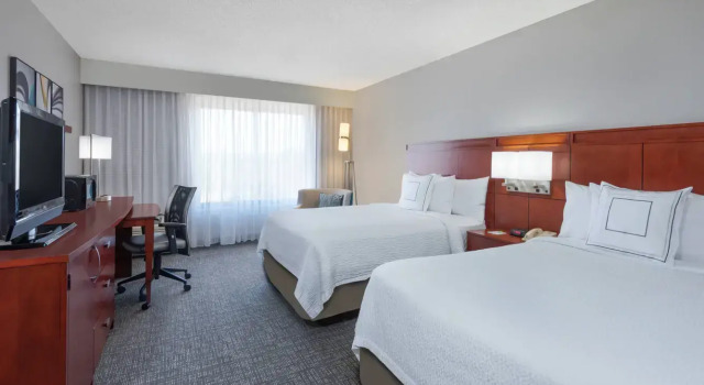 Четырёхместный номер Standard Courtyard Harlingen