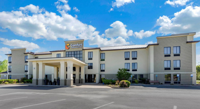 Comfort Inn & Suites, Buchen Sie Hotel Lincoln Alabama