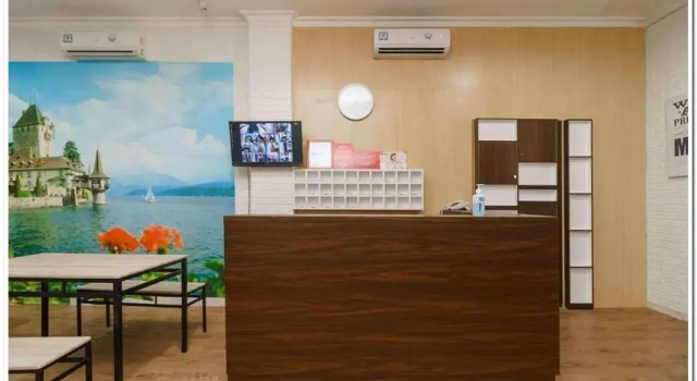 RedDoorz near JIEXPO Kemayoran 2, Book Hotel Billige hoteller i Kemayoran