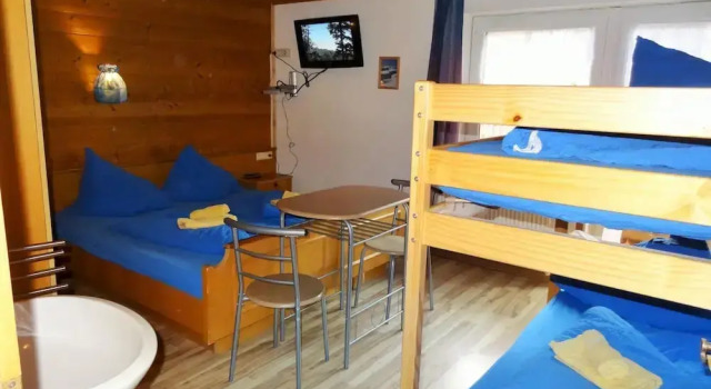 Коттедж Large Holiday Home With Garden and Balcony in Otztal