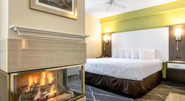 Люкс Clarion Inn Willow River