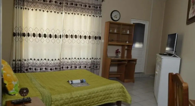 Vannie Hotel