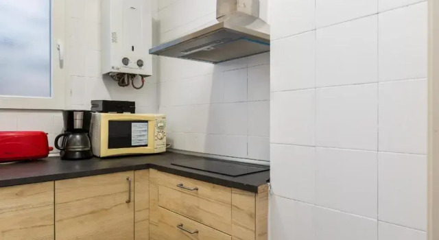 Апартаменты FridaysFlats, Sagrado Silencio - 3 BDR right by Sagrada Familia