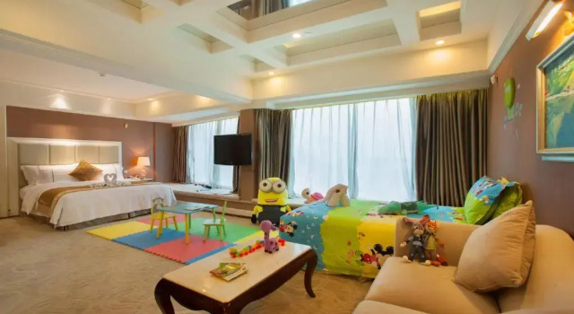 Семейный номер Deluxe с видом на море Grand Bay Hotel Zhuhai
