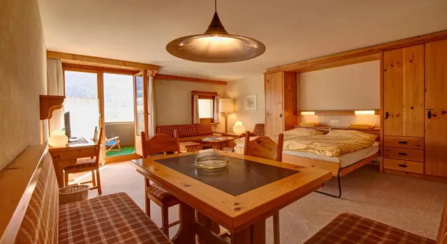 Chesa Munteratsch 1-Zimmerwohnung 203 Typ B, Book Hotel Silvaplana 
