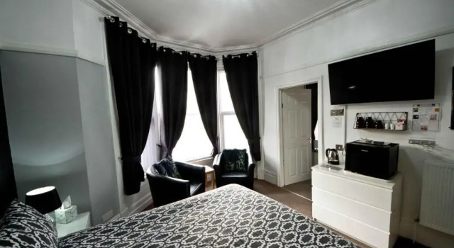 Семейный номер Deluxe Rossall Guest House -Ideal For Families & Couples