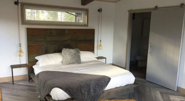Blackstone B&B