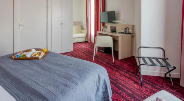 Трёхместный номер Standard Hotel Le Richemont