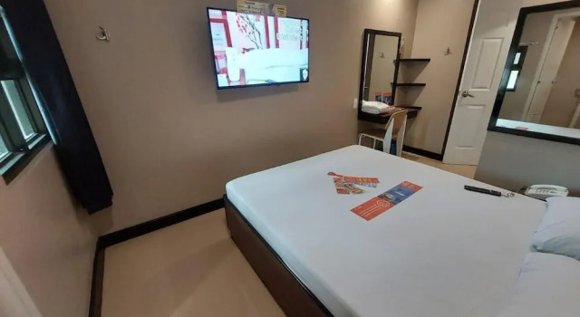 Номер Deluxe Icon Hotel Timog