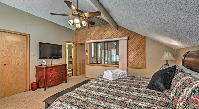 Коттедж Cozy Ruidoso Cabin w/ Private Hot Tub & Large Deck